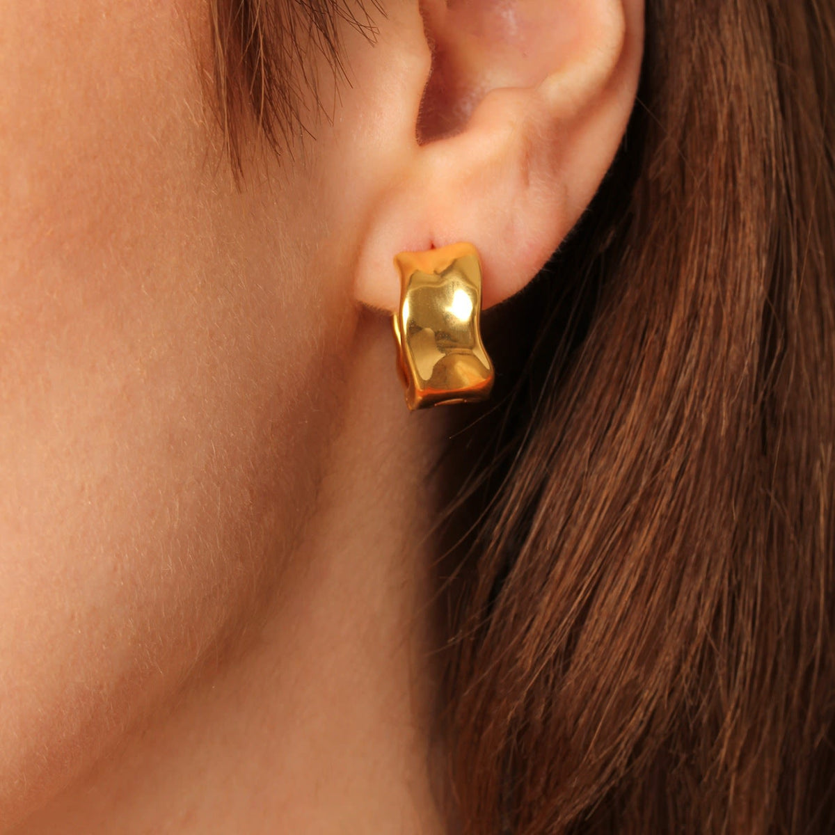 Marina Wave Hoop Earrings
